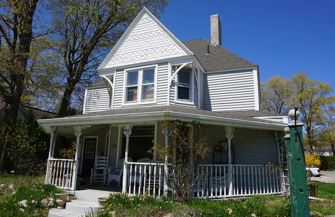 Charlevoix House - The Northside-1